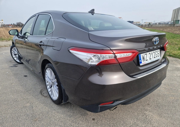 Toyota Camry cena 126000 przebieg: 64500, rok produkcji 2020 z Zdzieszowice małe 352